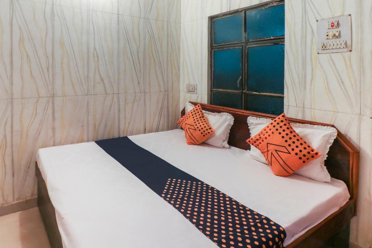 Spot On 67728 Ashish Guest House Jaunpur Exterior foto
